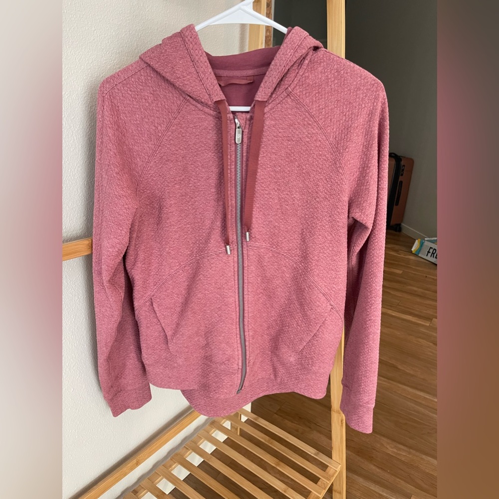 Lulu zip up